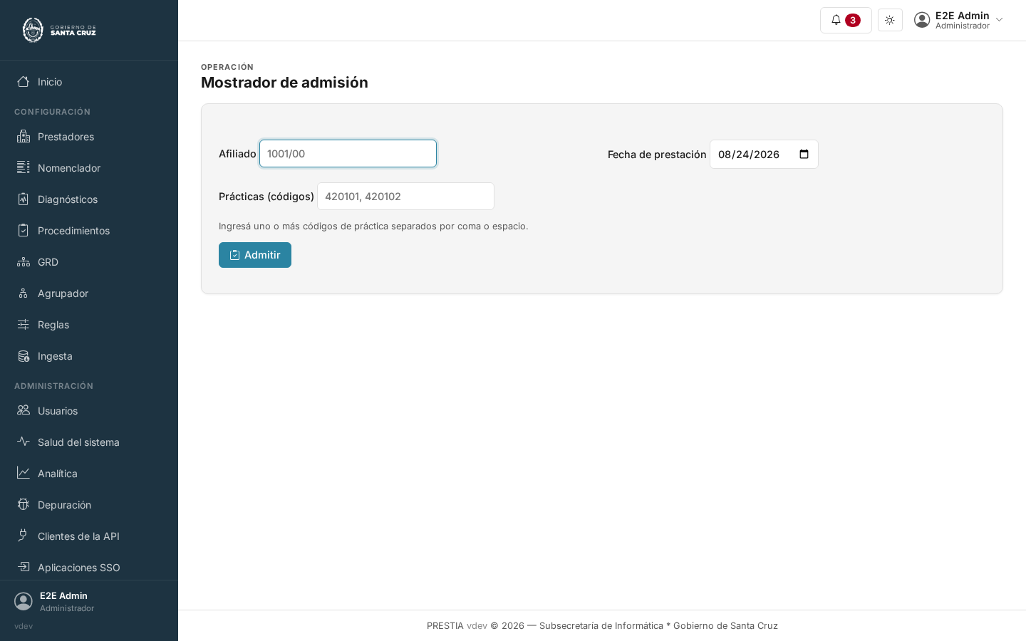 El mostrador de admisión: una sola tarjeta con el número de afiliado, la fecha de prestación y un campo para los códigos de práctica, con una nota que aclara que van separados por coma o espacio, y el botón Admitir debajo.
